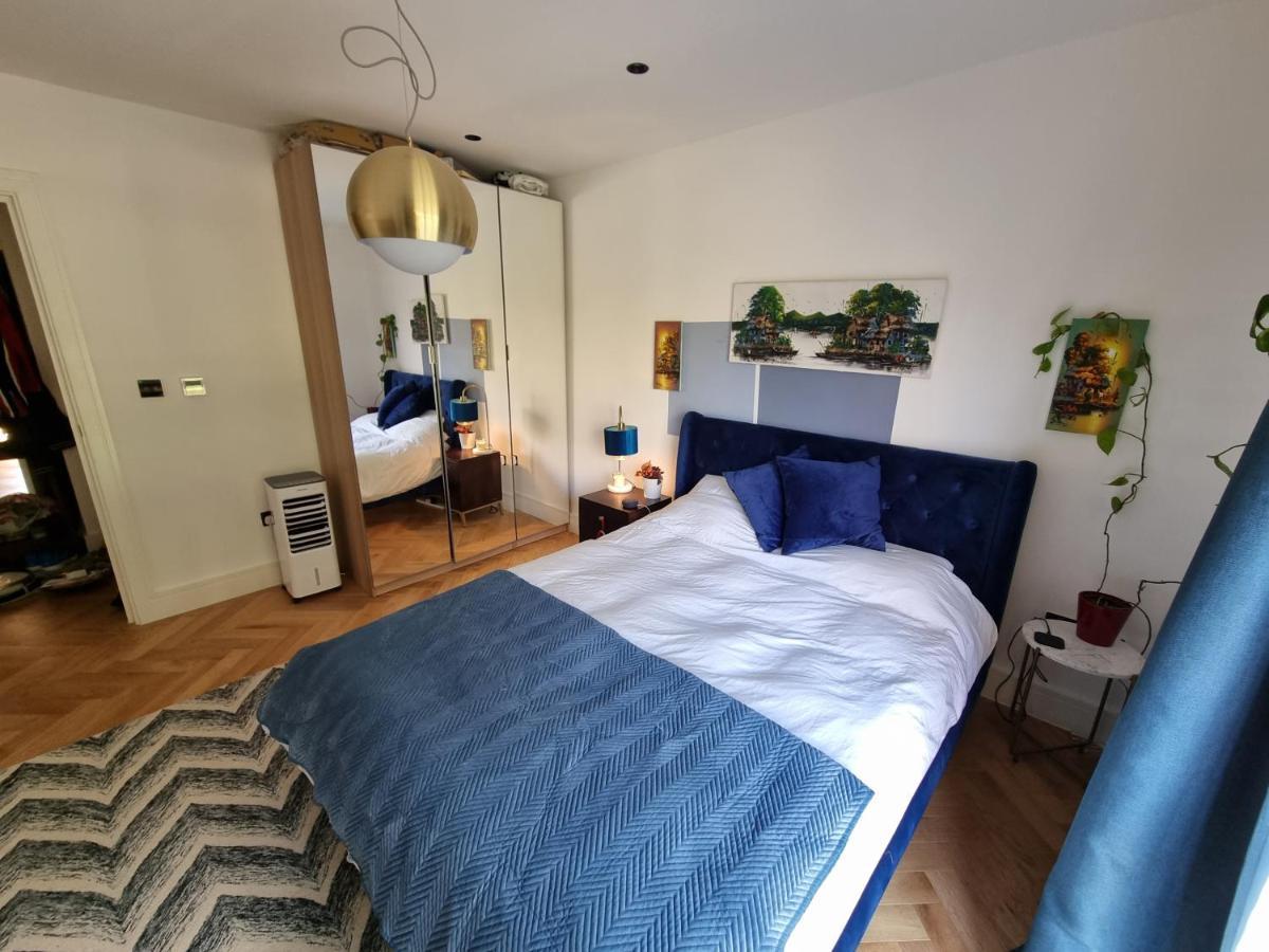 Bright Spacious Apartment In The Park London Bagian luar foto